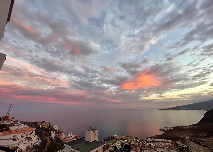 Panoramic Tabaiba Santa-Cruz de Ténérife