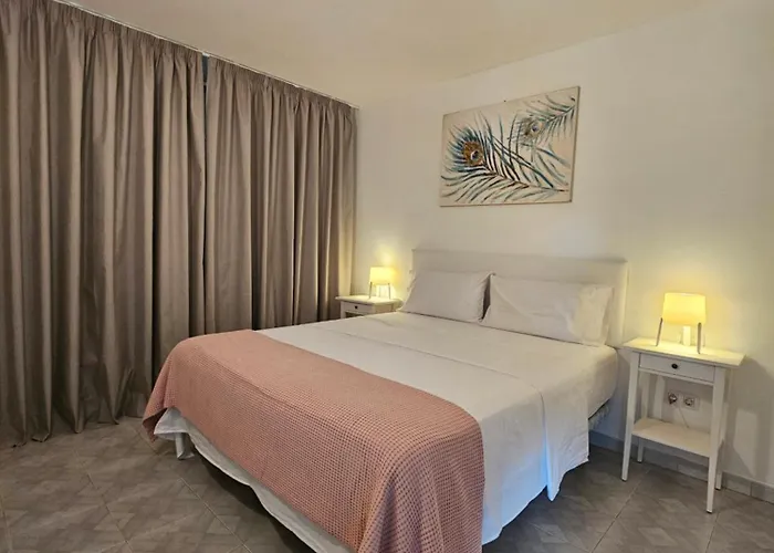 Panoramic Tabaiba 公寓 *